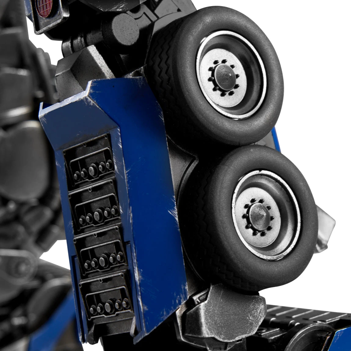 Robosen Optimus Prime Rise Of The Beasts Signature Robot (Limited Edition) 13 Robosen Optimus Prime Rise Of The Beasts Signature Robot (Limited Edition) - Image 13