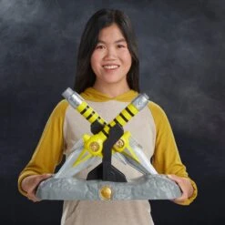 Power Rangers Lightning Collection Mighty Morphin Yellow Ranger Power Daggers -Cheap Hasbro Pulse Store F6479 LS PRG LC YELLOW DAGGERS 014 Online 2000SQ