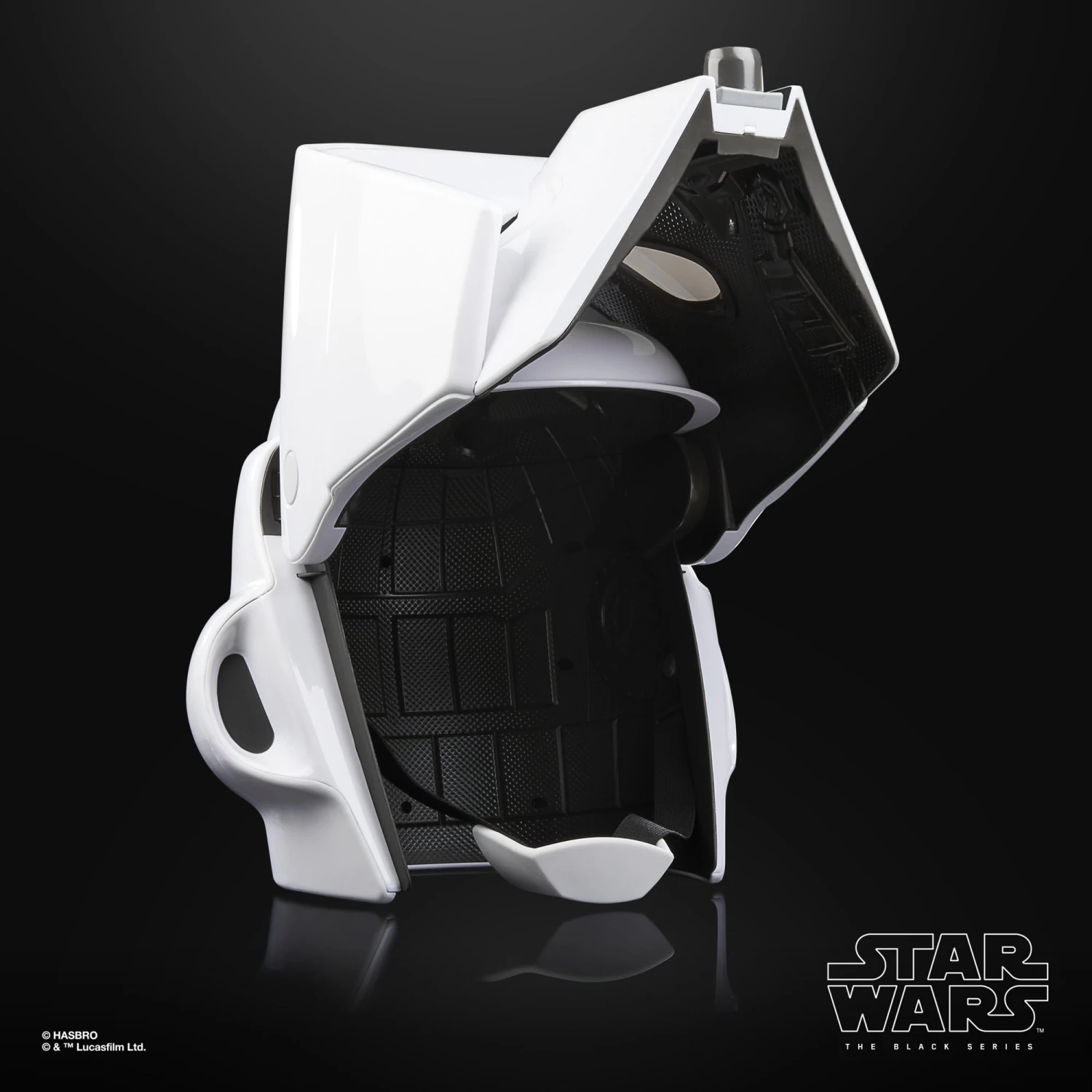 Star Wars The Black Series Scout Trooper Helmet 4 Star Wars The Black Series Scout Trooper Helmet - Image 4