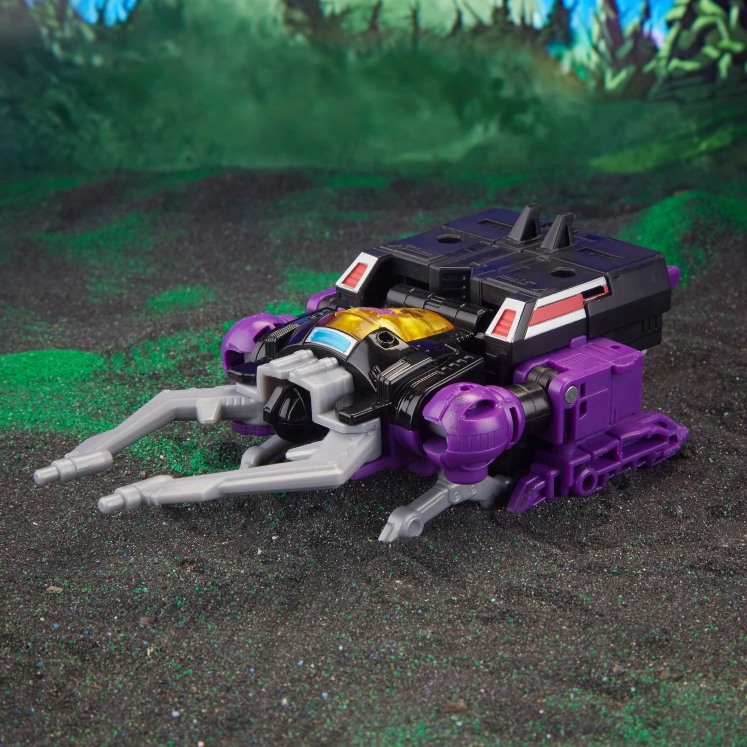 Transformers Legacy Evolution Shrapnel 6 Transformers Legacy Evolution Shrapnel - Image 6