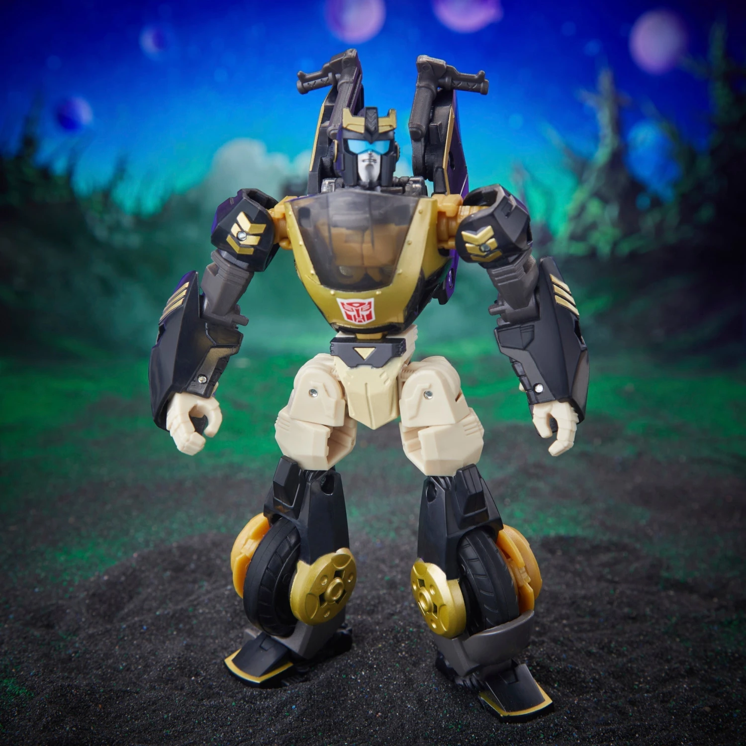 Transformers Legacy Evolution Animated Universe Prowl 4 Transformers Legacy Evolution Animated Universe Prowl - Image 4