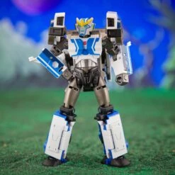Transformers Legacy Evolution Deluxe Class Robots In Disguise 2015 Universe Strongarm -Cheap Hasbro Pulse Store F7201 DIO TRA GEN DLX STRONGARM 0002