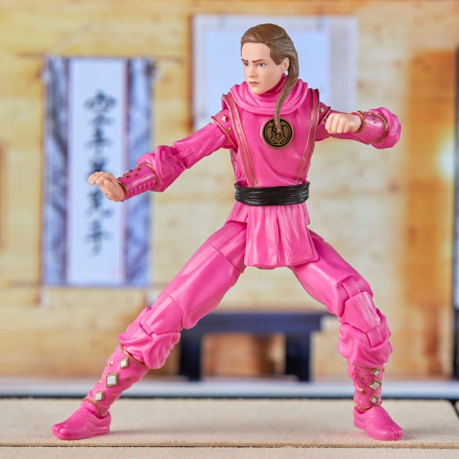 Power Rangers Lightning Collection Mighty Morphin X Cobra Kai Samantha LaRusso Morphed Pink Mantis Ranger 4 Power Rangers Lightning Collection Mighty Morphin X Cobra Kai Samantha LaRusso Morphed Pink Mantis Ranger - Image 4