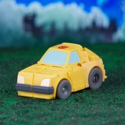 Transformers Legacy Evolution Core Class Optimus Prime & Bumblebee -Cheap Hasbro Pulse Store F7813 DIO TRA GEN DTC 3 0008 2000px 300DPI