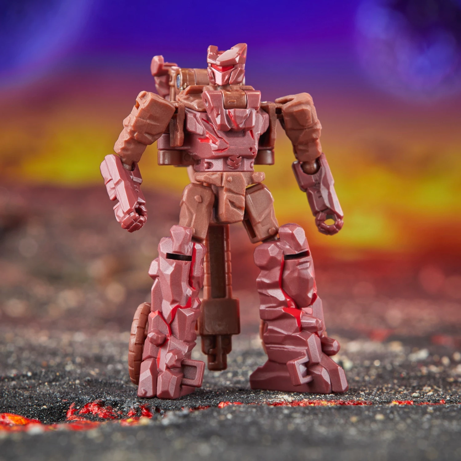 Transformers Legacy United Core Class Infernac Universe Bouldercrash - Presale 14 Transformers Legacy United Core Class Infernac Universe Bouldercrash - Presale - Image 14