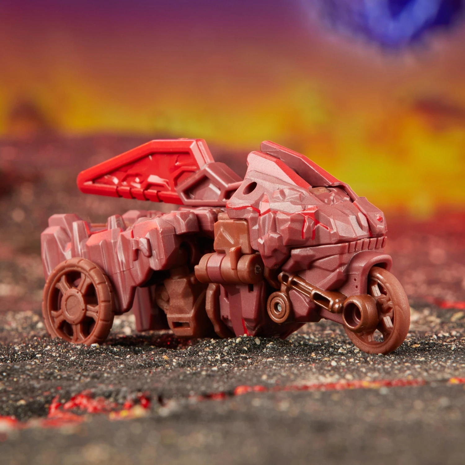 Transformers Legacy United Core Class Infernac Universe Bouldercrash - Presale 6 Transformers Legacy United Core Class Infernac Universe Bouldercrash - Presale - Image 6