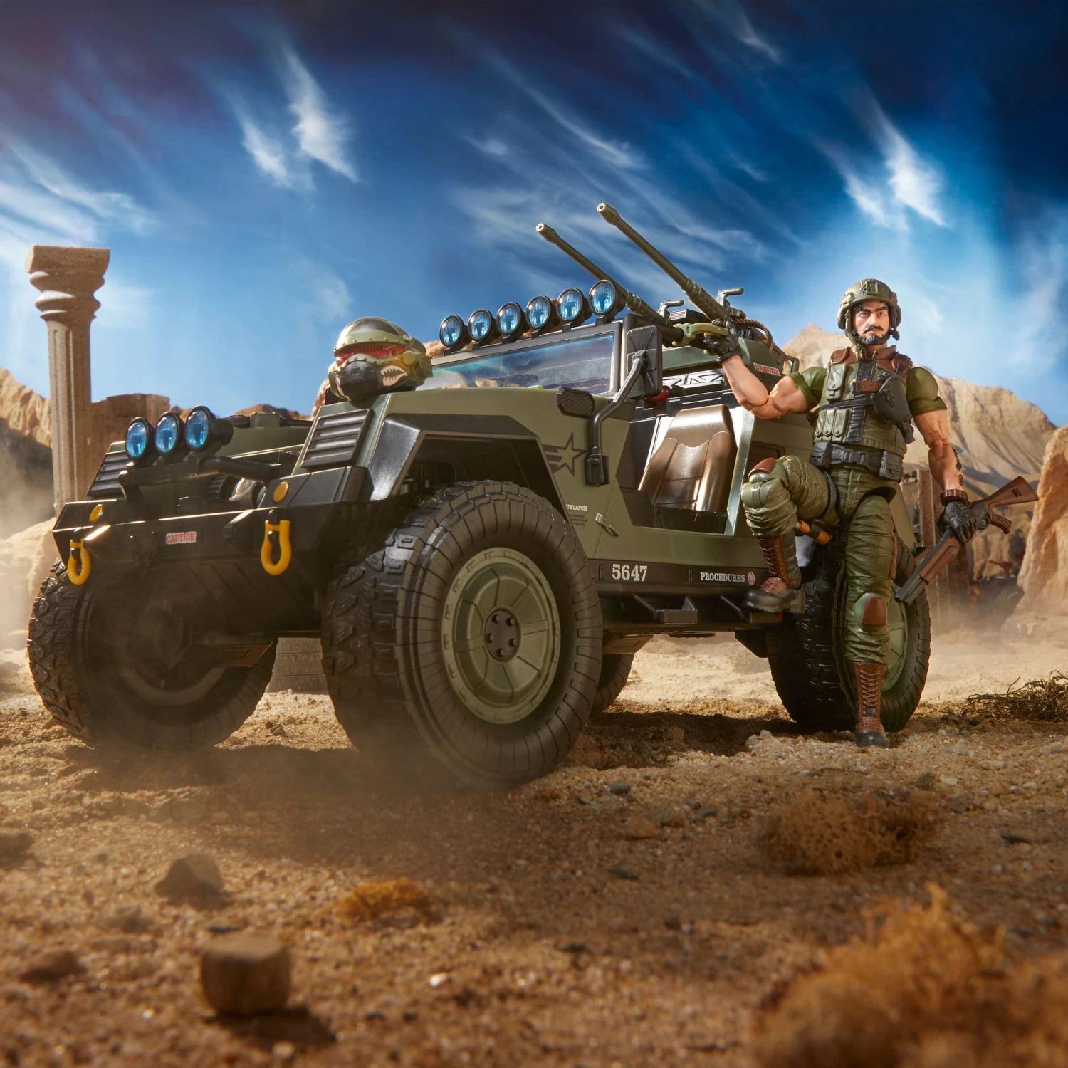 G.I. Joe Classified Series #112, Clutch With VAMP (Multi-Purpose Attack Vehicle) - Presale 1 G.I. Joe Classified Series #112, Clutch With VAMP (Multi-Purpose Attack Vehicle) - Presale